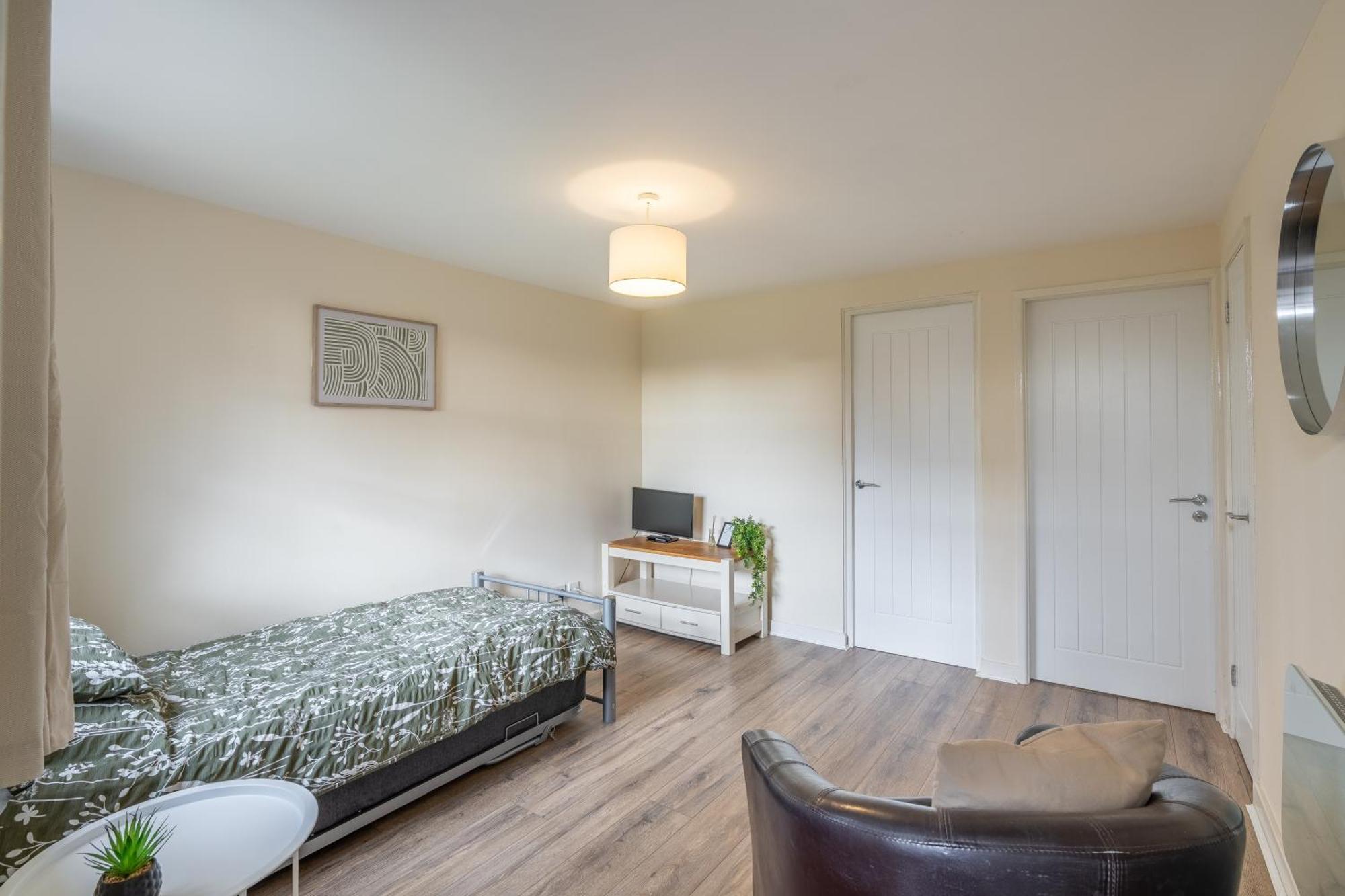 Modern Studio Flat In Wellington, Telford Wellington  Exterior foto